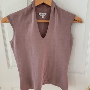 Purple sleeveless dress shirt